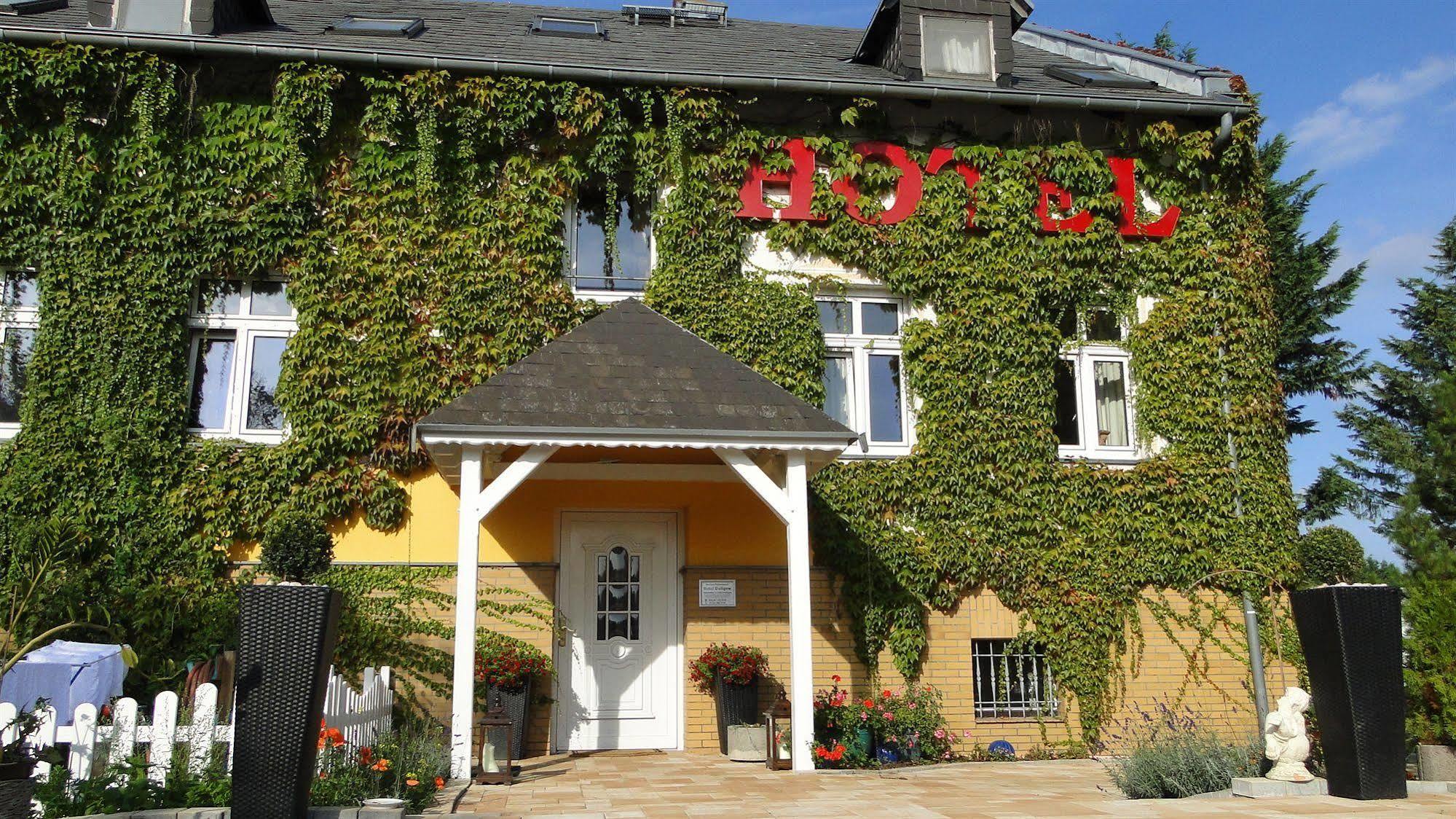 Hotel Dallgow Dallgow-Doeberitz Exterior photo